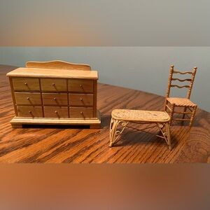 Miscellaneous furniture Dollhouse Miniatures lot